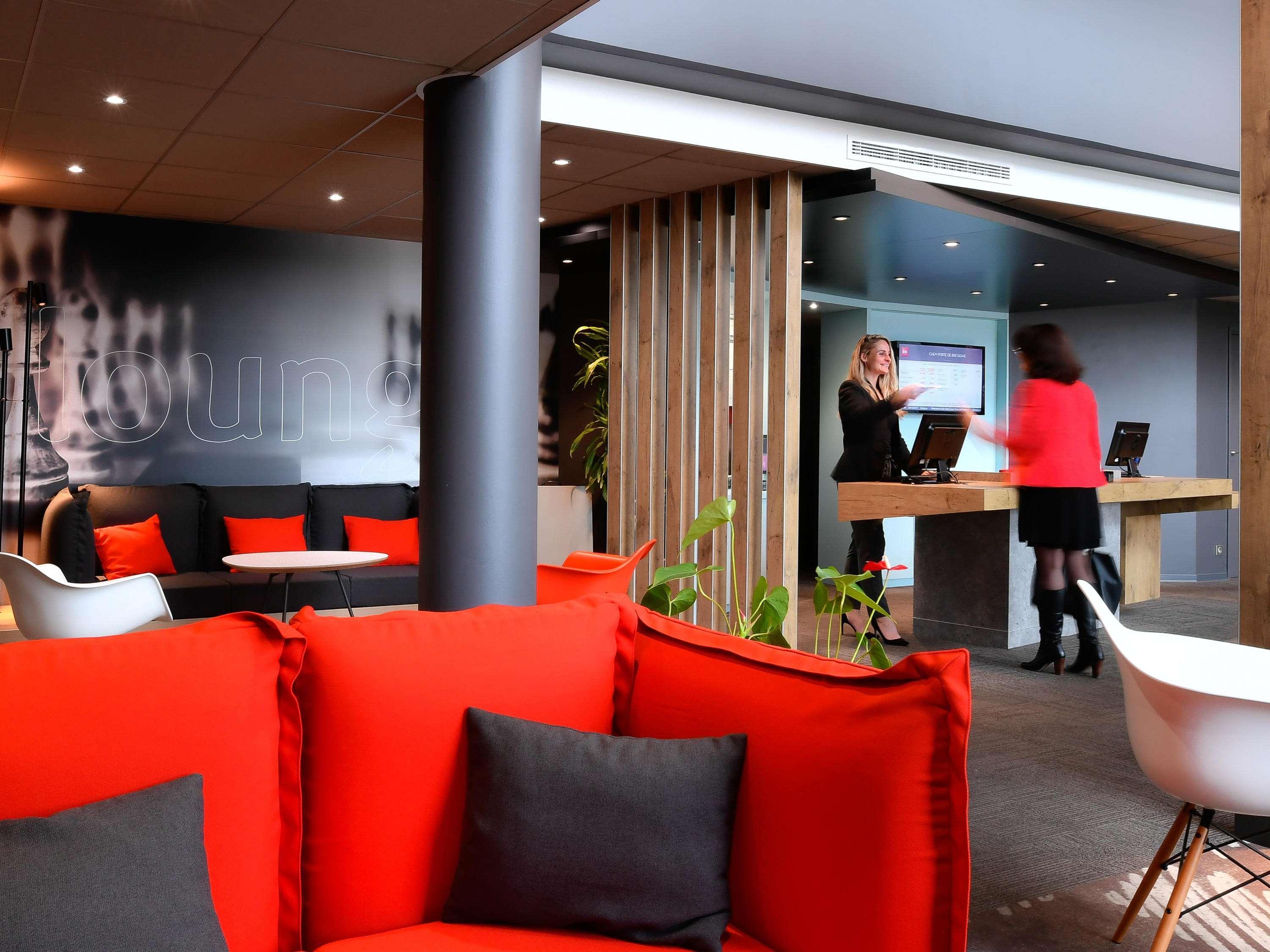 Ibis Budget Caen Porte De Bretagne Bretteville-sur-Odon Exterior photo