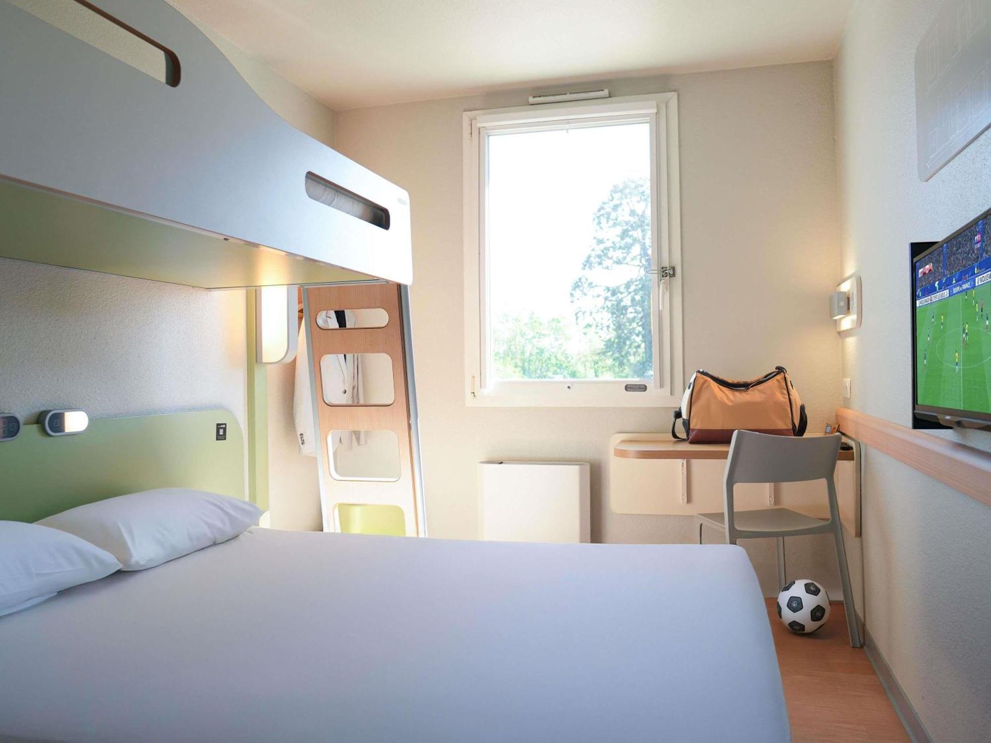 Ibis Budget Caen Porte De Bretagne Bretteville-sur-Odon Exterior photo